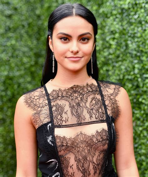 Celebrities Are Making The Half-Up Hairstyle Cool For Summer