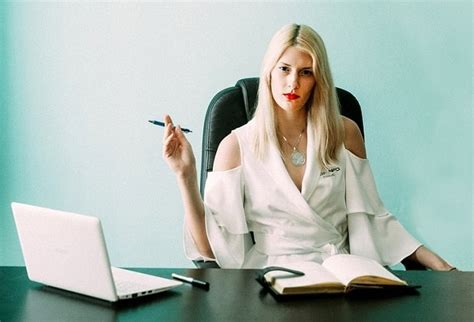 Each audit is composed in a way that is as legit as could be expected. Bootstrap Business: Older Professional Women Looking For ...