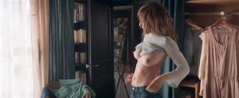 Louise Bourgoin Desnuda En In And Out