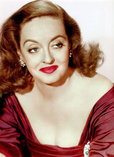 Bette Davis Hair Red Eyes Blue Height 160 Cm Background