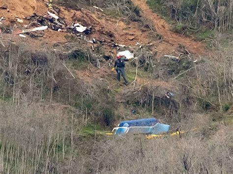 Report La Deputies Shared Graphic Photos Of Crash That Killed Kobe