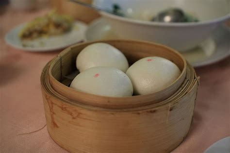 Lianrongbao Lotus Seed Bun Wikipedia In 2020 Sweet Buns Food Bun