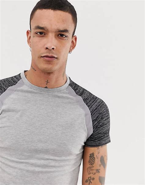 Asos Design Muscle Fit Longline T Shirt With Curved Hem And Contrast