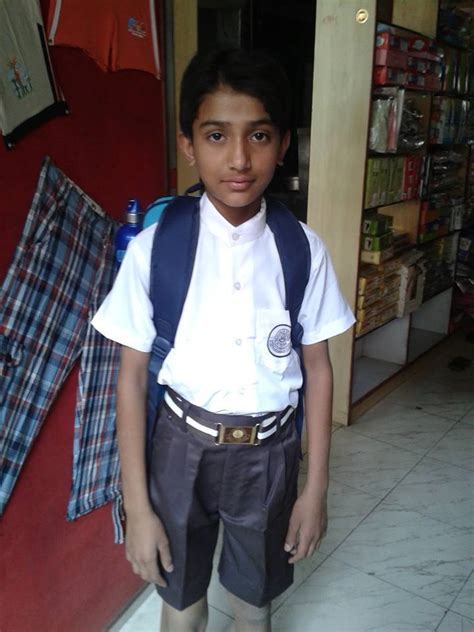 Kids School Uniforms In Aligarh बच्चो के स्कूल की वर्दी अलीगढ़ Uttar