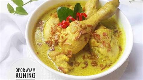 Buku wisata kuliner makanan daerah khas. Resep Opor Ayam Kuning by Sukmawati_Rs