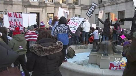 The bus will be open until 19:00 and then every day from 11:00 to 19:00 until sunday, the city council says. HAPPENING TODAY: New Jersey Lawmakers To Vote On ...