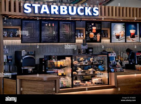 Starbucks Interior Counter Display Stock Photo Alamy
