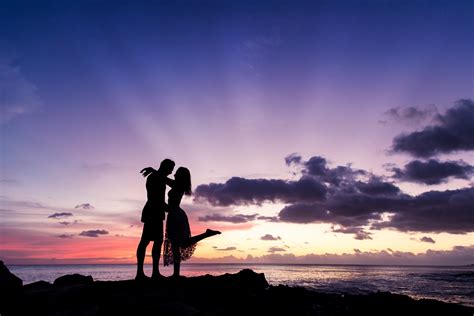 Oahu Romantic Couples Beach Photographer — Oahu Pro Photography