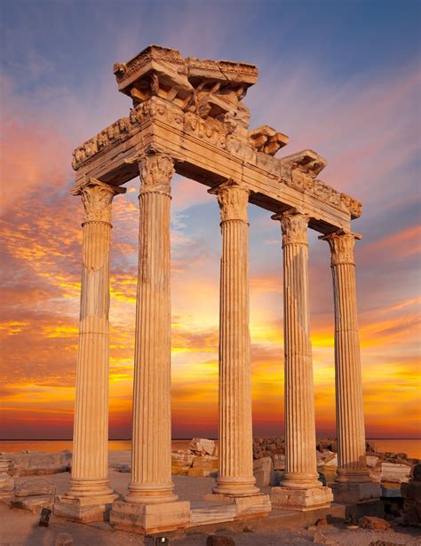 Ancient Roman City of Pergamon - Travel Booking Turkey