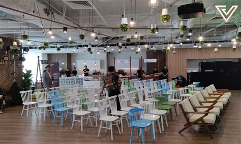 Despite or in spite of the fact that. Grab Malaysia Lauches Office In First Avenue, Petaling Jaya