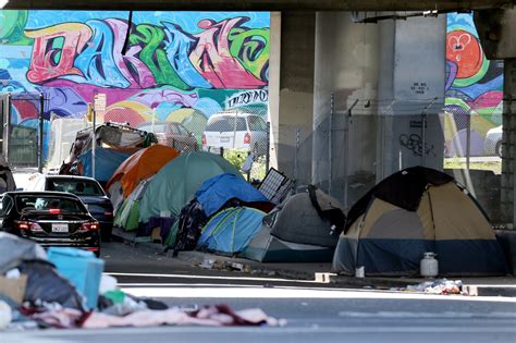 Homeless Encampment Crisis Oakland Officials Under Fire To Find Solutions