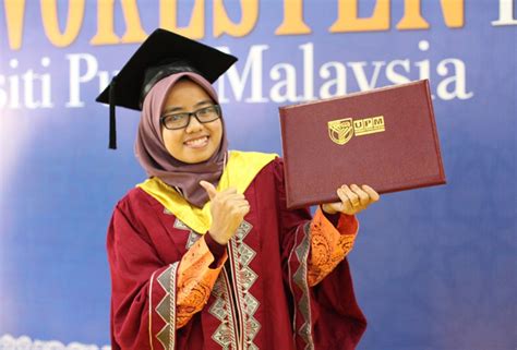 Pusat pengajian kejuruteraan elektrik dan elektronik. Tiga graduan UPM ini lakar sejarah tersendiri | Astro Awani