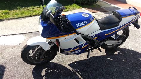 Have you read the yamaha fz750 1987 manuals, presented on guidessimo.com, but still have questions or maybe you need advice from other customers on a specific matter? 1986 Yamaha FZ 750: pics, specs and information ...