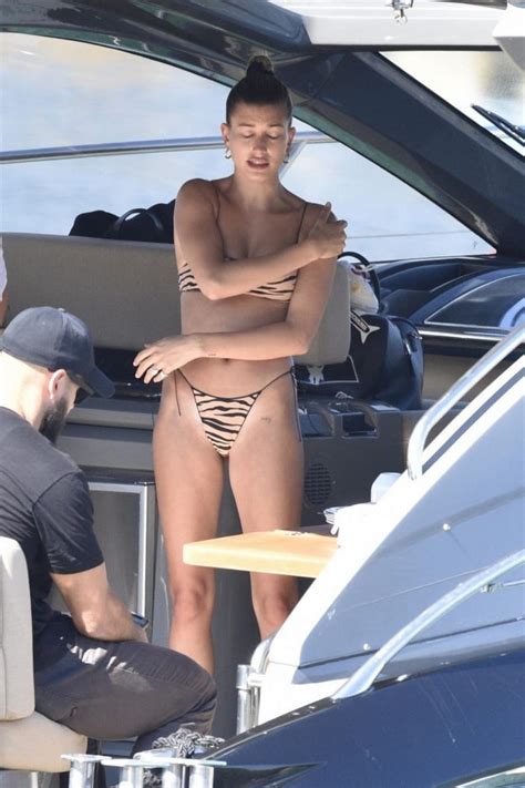Leaked hailey bieber tight ass in sexy short shorts