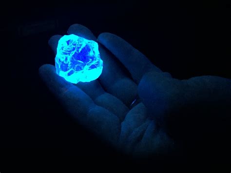 Why Does One Of My Diamonds Glow Under Black Light Shelly Lighting
