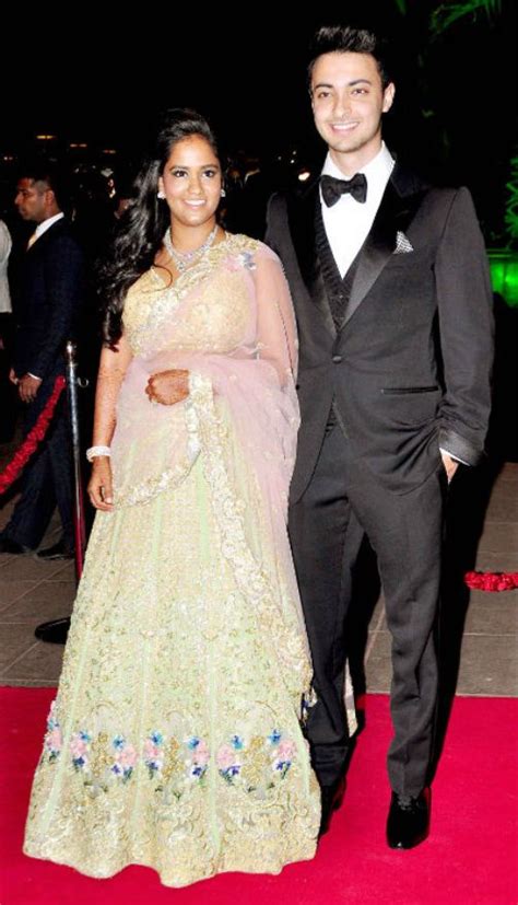 In Photos Wedding Reception Party Of Arpita Khan And Aayush Sharma In