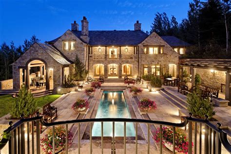 Luxury Homes And Amenities