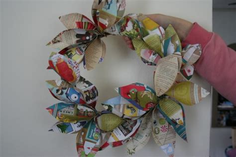 Diy Recycled Holiday Wreath Call Me Cal