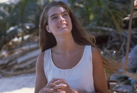 Brooke Shields Reflects On Underage Nudity In The Blue Lagoon Never Again Glamour