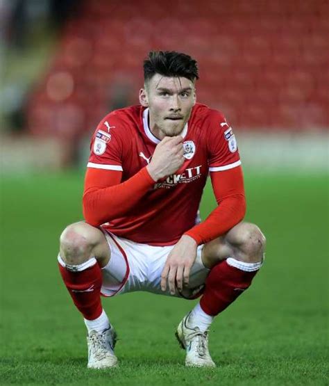 Kieffer roberto francisco moore (born 8 august 1992) is a welsh professional footballer who currently plays as a forward for championship club cardiff city and the wales national team. Kieffer Moore Birthday, Real Name, Age, Weight, Height ...