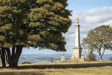 Coombe Hill And Boer War Memorialthe Chilternsbuckinghamshire