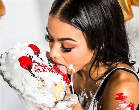 India Love India Westbrooks 1 Million Instagram Followers Photoshoot Sexy Dope Cake Balloons