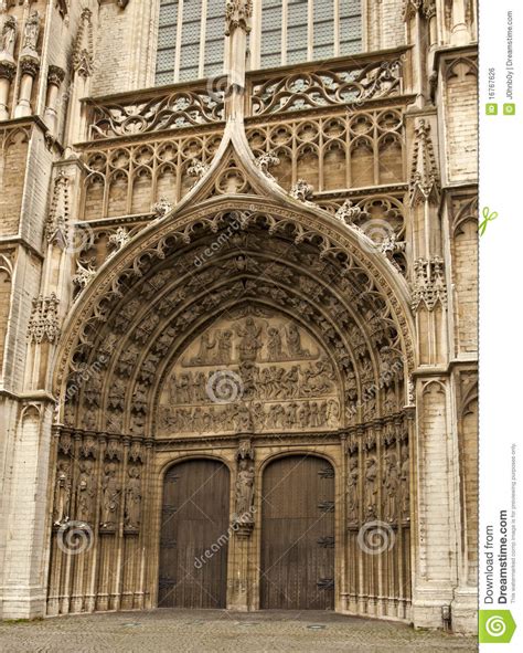 Cathedral of our lady, visit antwerpen. De Ingang Antwerpen Van De Kathedraal Stock Foto - Afbeelding bestaande uit architectuur, deur ...