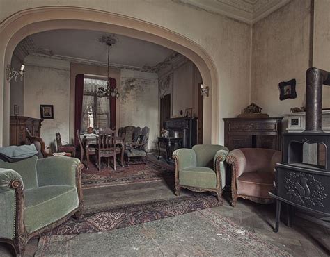 Abandoned House Interior Photos