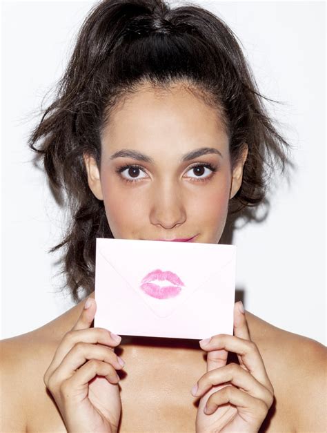 What Your Lipstick Kiss Print Says About Your Personality Popsugar Beauty