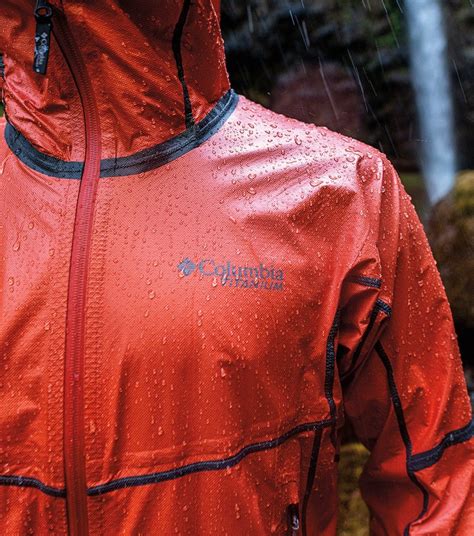 Columbia Mens Outdry Extreme Mesh Hooded Shell Rain Jacket Red Quartz