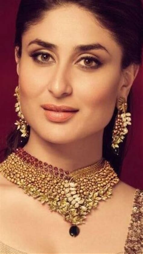 Pin By Manish Kumar On Kareena Kapoor Foot Jewelry Jewelry Set Design Bridal Gold Jewellery