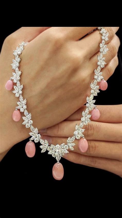 Pin By Manoj Kadel On Diamond Necklaces Colour Stone And Perls Jewellery