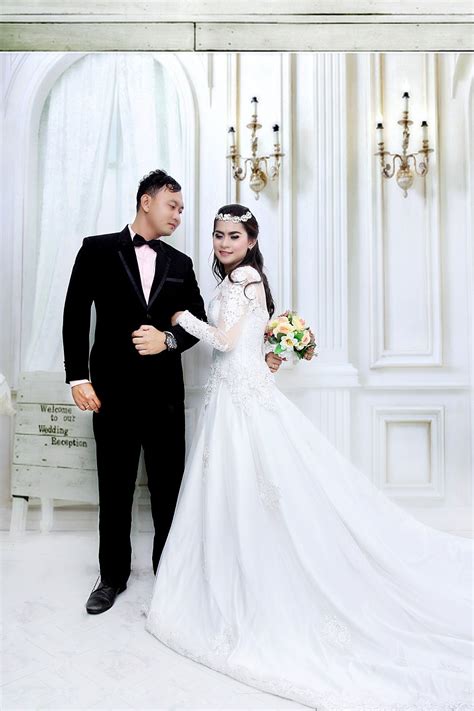 Foto Prewedding Indoor Prewedmoto