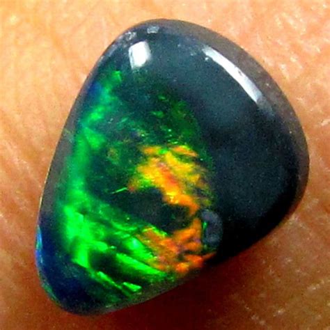 Black Opal Green Flash 55ct K259 Black Opal Stone Australian Black