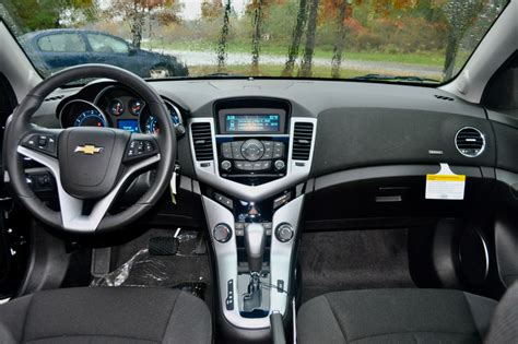 First Drive 2011 Chevrolet Cruze Gm Authority