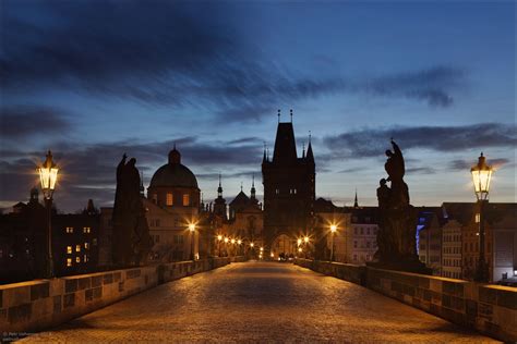 ˈʧɛskɔ, официально — че́шская респу́блика (аббревиатура — чр); Прага - 4 разных дня | Прага, Карлов мост, Чехия