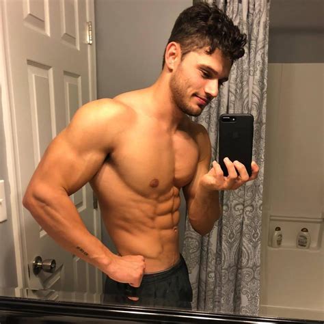 Barechested Fit Abs Hunk Chris Clark Selfie