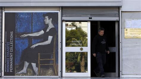 Greece Police Recover Picasso And Mondrian Paintings Stolen From