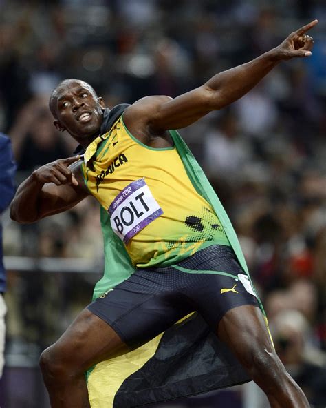 AM - Bolt defends his 100 meters title in style 06/08/2012