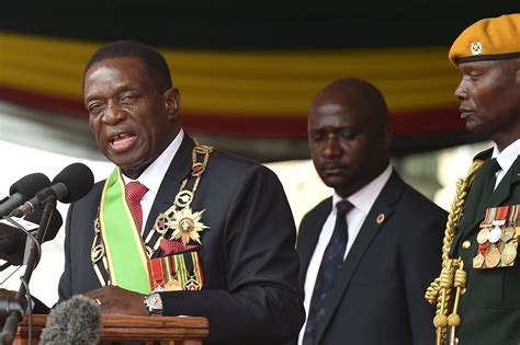 Zimbabwe Swears In President Emmerson Mnangagwa First Transfer Of Power Since Independence