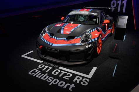 Porsche Entices Racers With New 700 Hp 911 Gt2 Rs Clubsport The