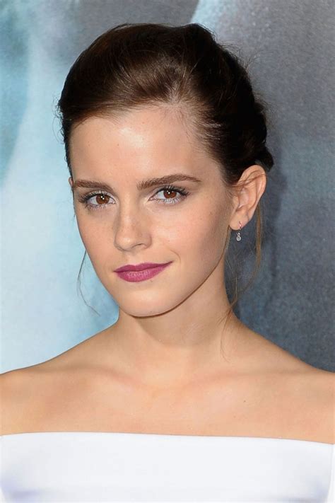 Put These Two Colors Together Like Emma Watson Did And Watch The Makeup Magic Happen Glamour