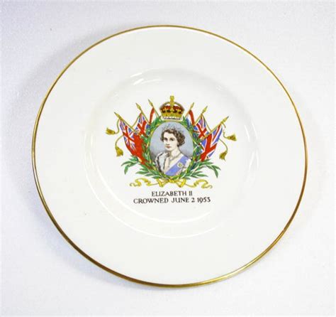 Commemorative Plate Queen Elizabeth Ii Coronation White China