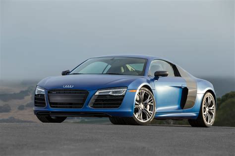 Audi R8 V10 Coupe Quattro Manual 2015 International Price And Overview