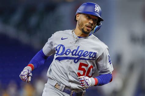 Mlb World Reacts To Dodgers Bold Mookie Betts Plan