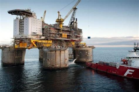 Statoil Drilling Work Begins Above Arctic Circle