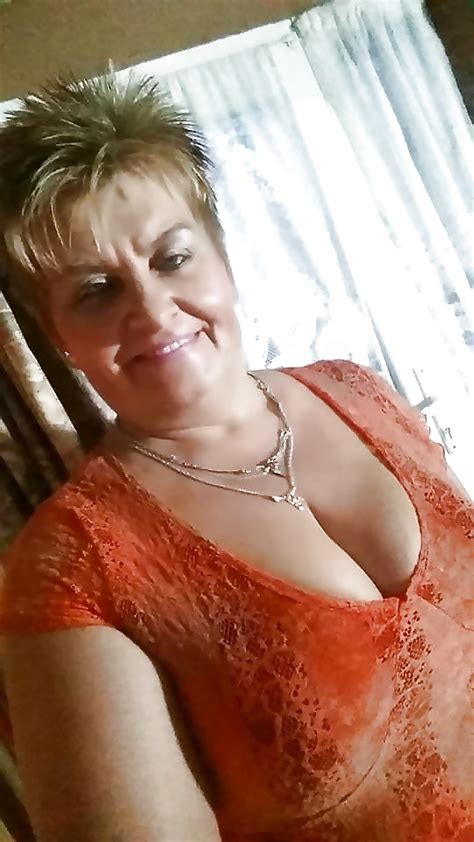 Mature Granny Face And Cleavage Pics Xhamster