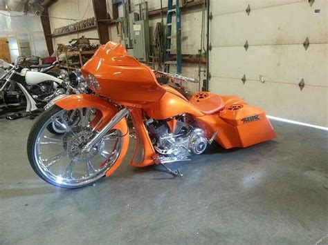 Orange Bagger Custom Bikes Harley Davidson Bikes