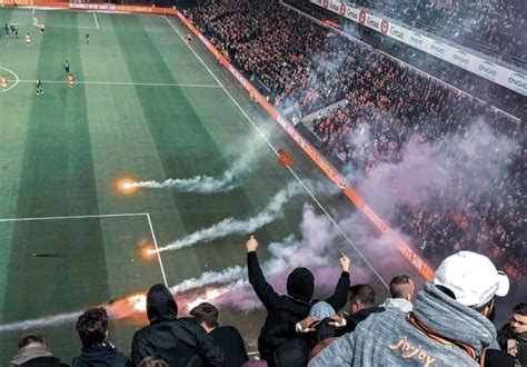 Actualité, matchs, résultats, photos, vidéos, joueurs, ticketing, fanshop, cashless. Standard Liege - Anderlecht 12.04.2019