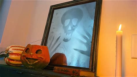 Haunted Mirror Diy Halloween Decor How To Make A Halloween Mirror